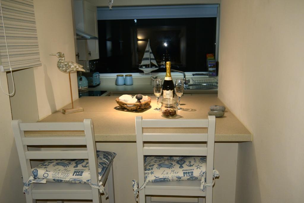 Superb Cintra Beachside Apartments Llandudno Esterno foto