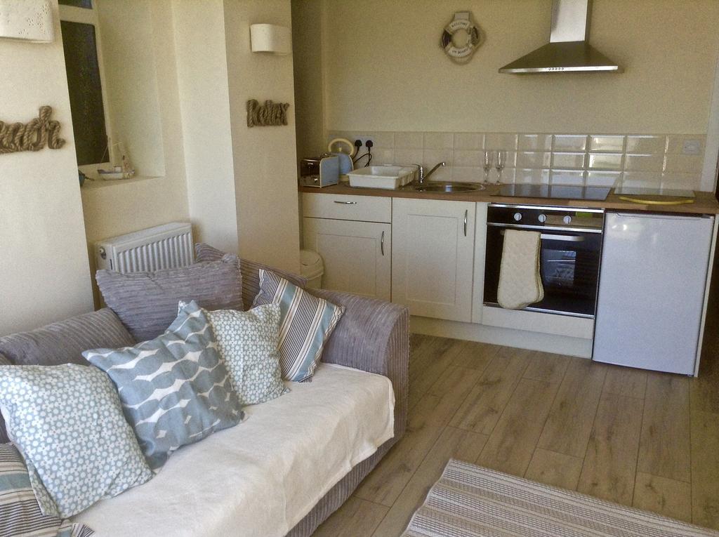 Superb Cintra Beachside Apartments Llandudno Esterno foto